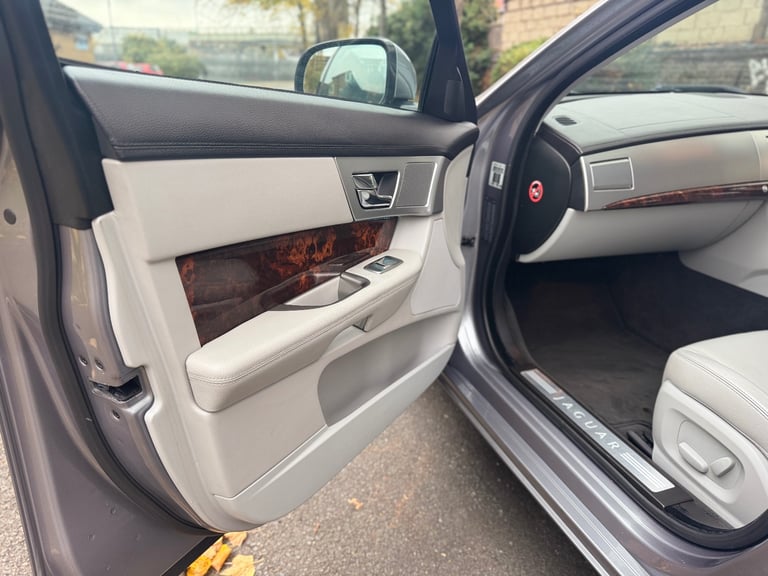 Jaguar xf luxury 2.2d 190