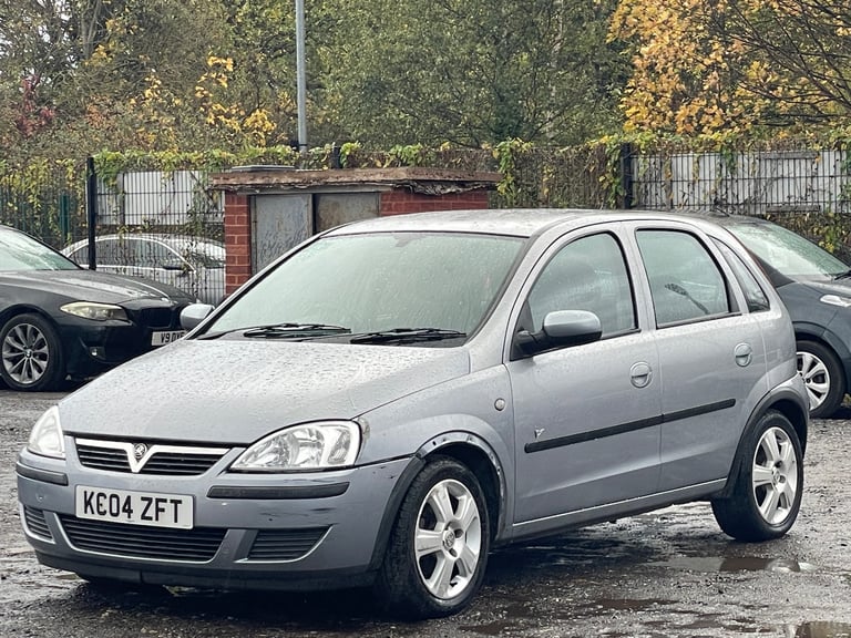 * 2004 VAUXHALL CORSA 1.2L 5 DOOR + IDEAL SMALL CITY CAR + LONG MOT * 