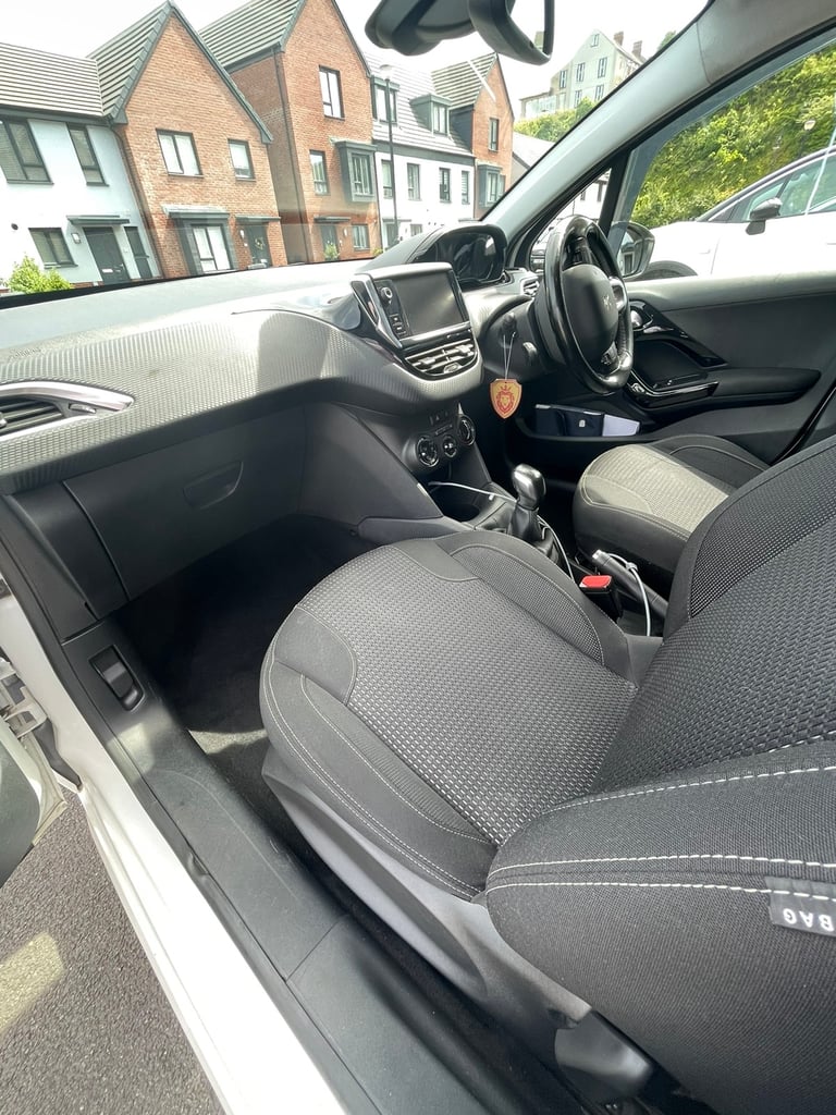 Peugeot 208 HDI 2018