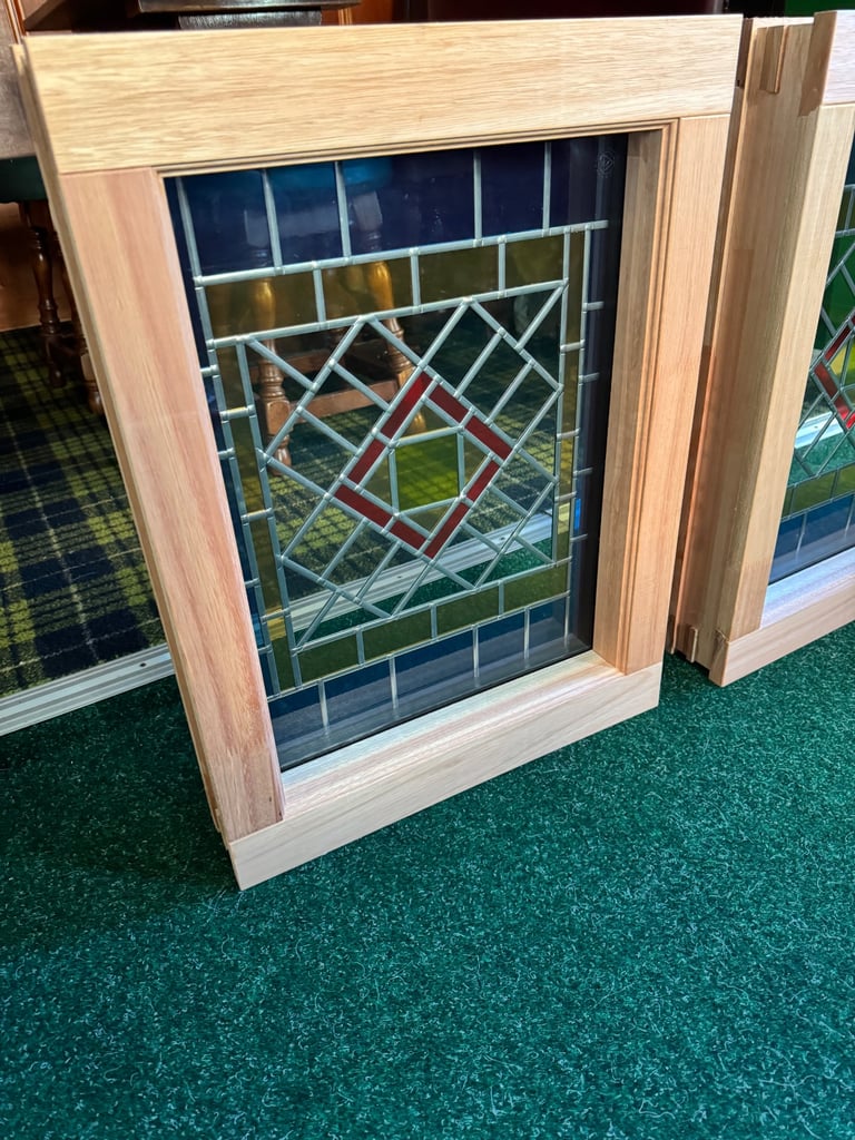 Hardwood stained glass windows 