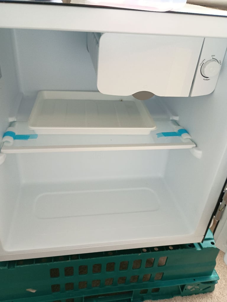 TABLE TOP FRIDGE COOKOLOGY