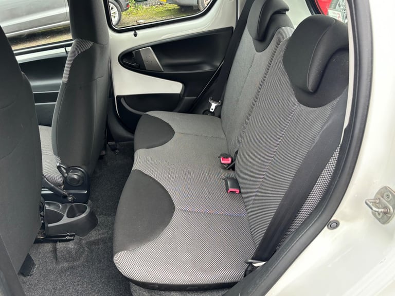 2013 Toyota AYGO 1.0 VVT-i Move 5dr HATCHBACK PETROL Manual