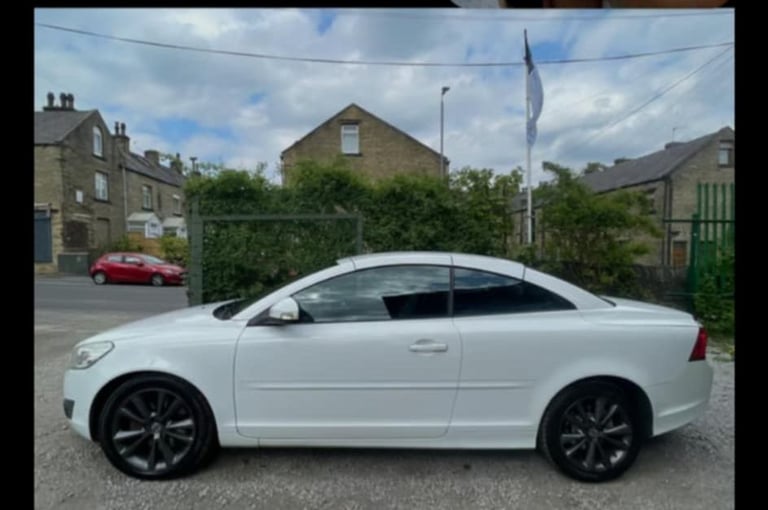 Volvo, C70, Convertible, 2010, Manual, 1984 (cc), 2 doors