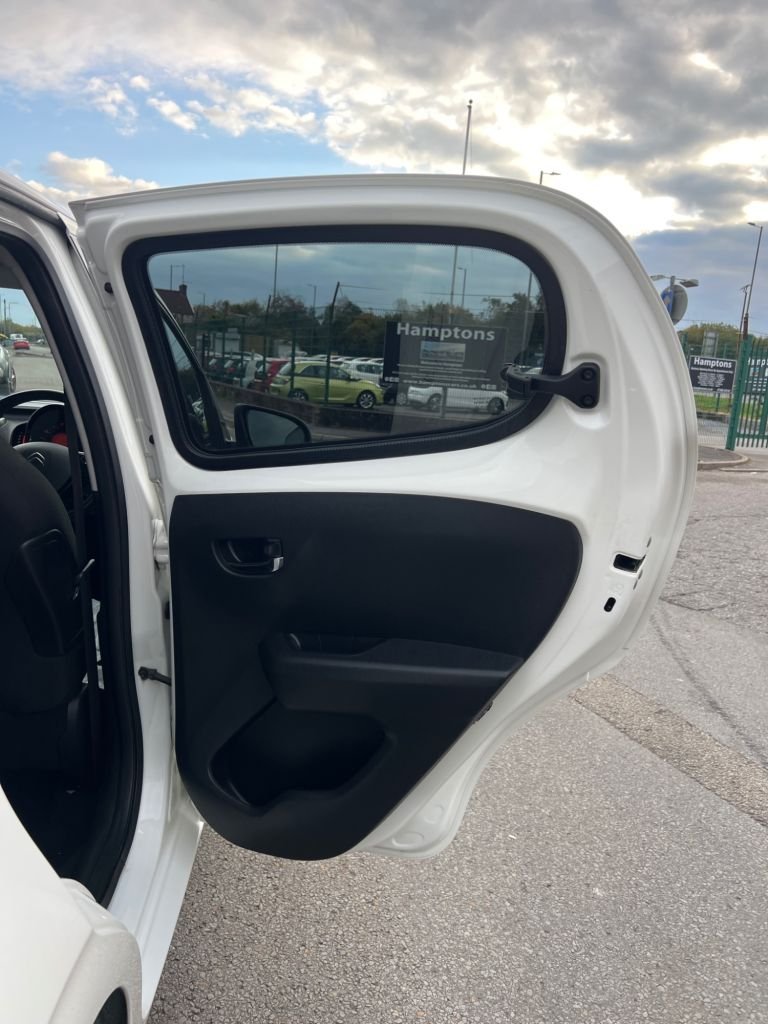 2018 Citroen C1 1.2 PureTech Flair 5dr HATCHBACK PETROL Manual