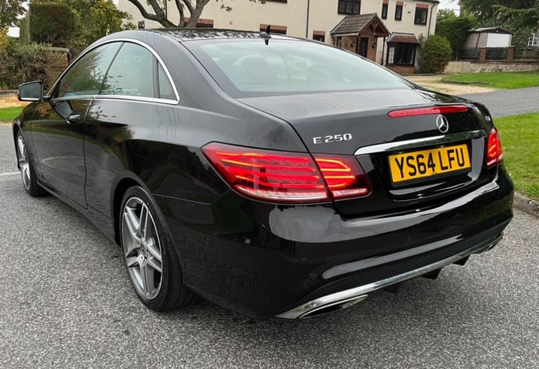 2015 MERCEDES-BENZ E250 CDi AMG LINE AUTO GENUINE 89K 9 SERVICES FULL MOT LOVELY