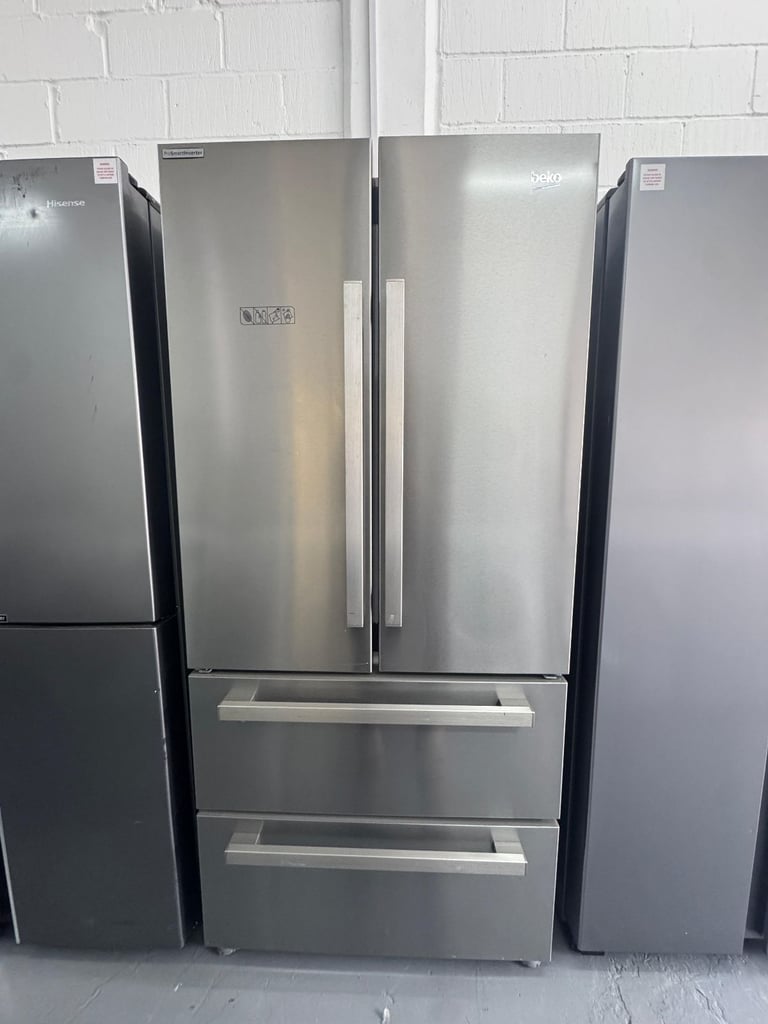 image for Refurbished Beko American Style Fridge Freezer – 539L Stainless Steel | GNE60520X