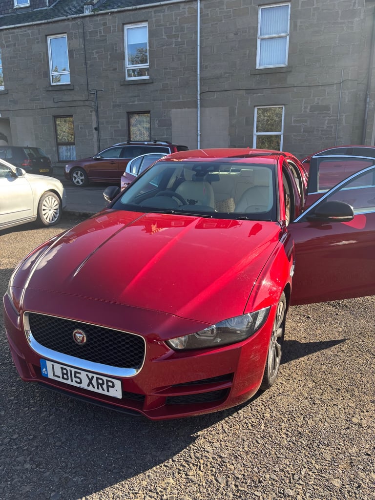 Jaguar, XE, Saloon, 2015, automatic, 1999 (cc), 4 doors