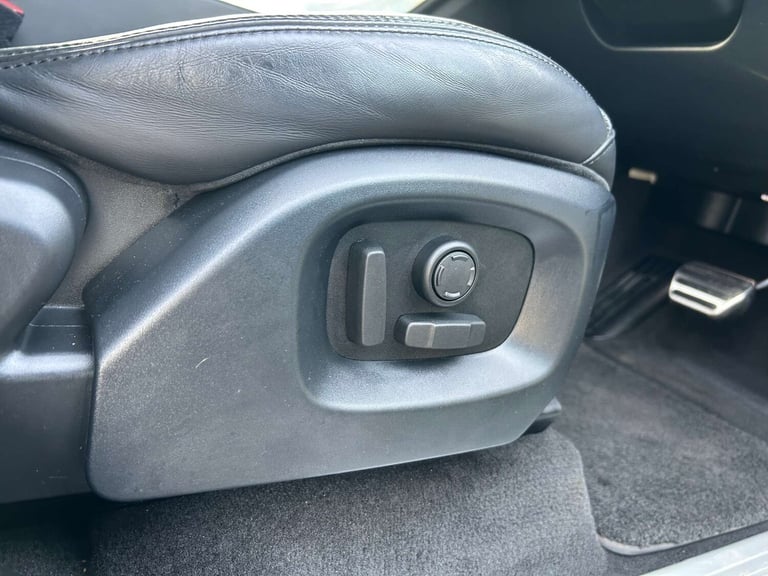 2016 Land Rover Range Rover Sport 3.0 Range Rover Sport HSE SDV6 Auto 4WD 5dr SUV Diesel Automatic