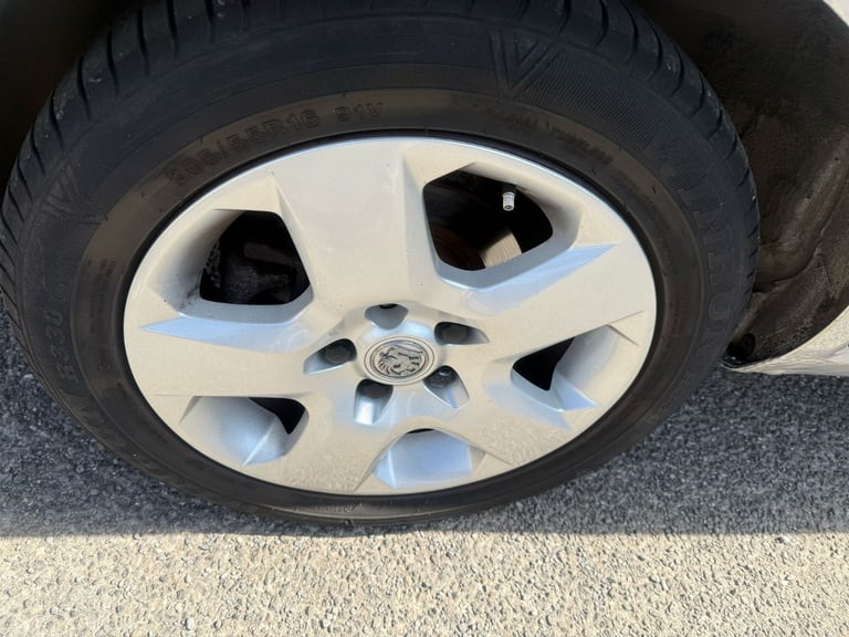 VAUXHALL ZAFIRA 1.6 Exclusive MPV 5 Drs 7-Seater with 11 Months MOT Full-Ser Hist& Low 91K Miles