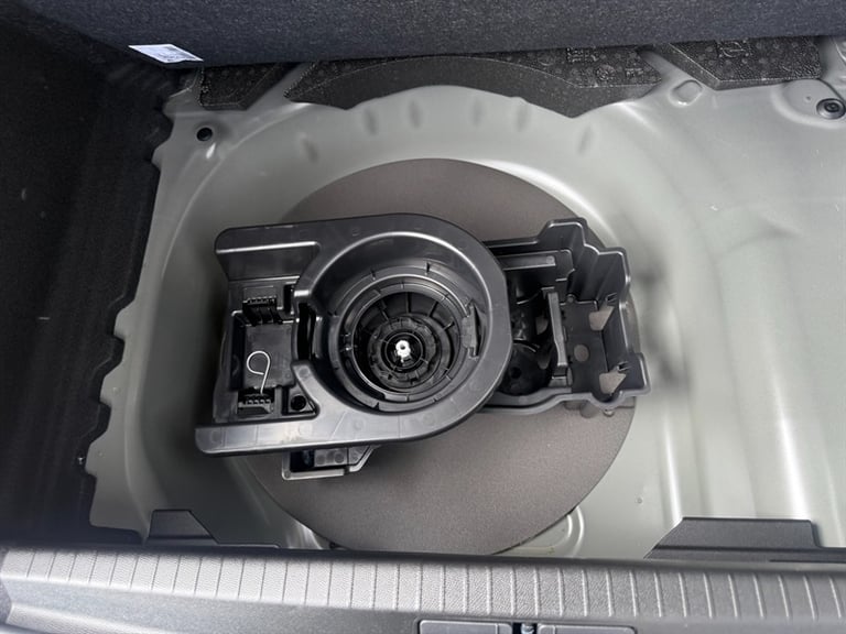 2025 Peugeot 208 1.2 PureTech Allure Hatchback 5dr Petrol Manual Euro 6 (s/s) (100 ps) Hatchback ...