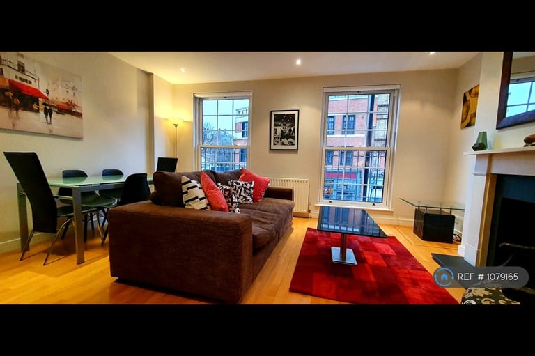 2 bedroom flat in Essex Road, London, N1 (2 bed) (#1079165)