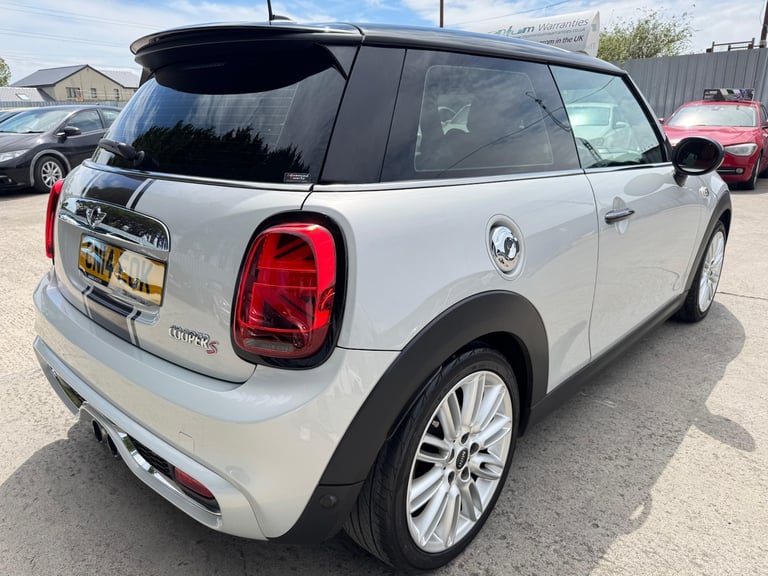 2014 MINI Cooper 2.0 PETROL AUTO Hatchback Petrol Semi Automatic