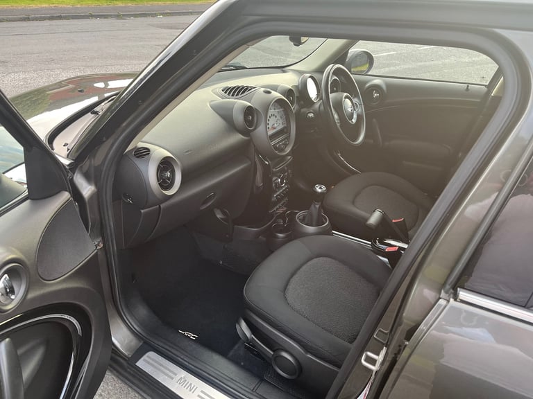 Mini, COUNTRYMAN, Hatchback, 2012, Manual, 1598 (cc), 5 doors