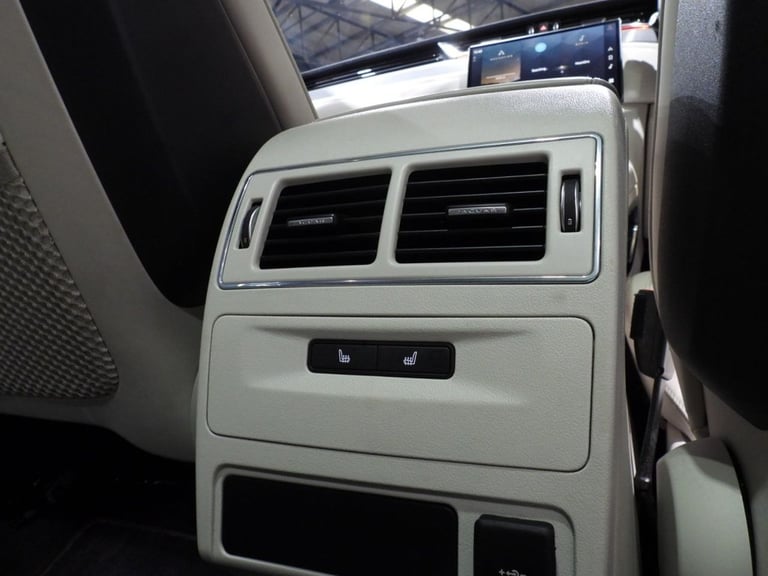 2023 23 JAGUAR F-PACE 5.0 P550 V8 SVR SUV 5DR PETROL QUICKSHIFT AWD EURO 6 (S/S)