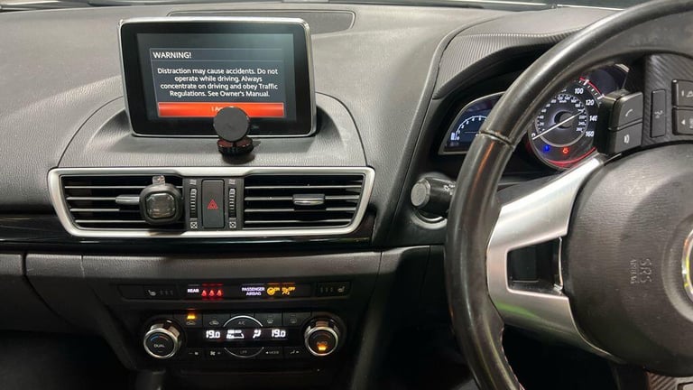2015 Mazda Mazda3 2.0 SE-L Nav 4dr SALOON PETROL Manual