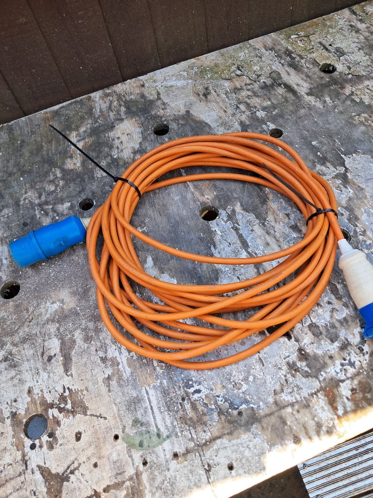 13.5 metre caravan hook up lead 