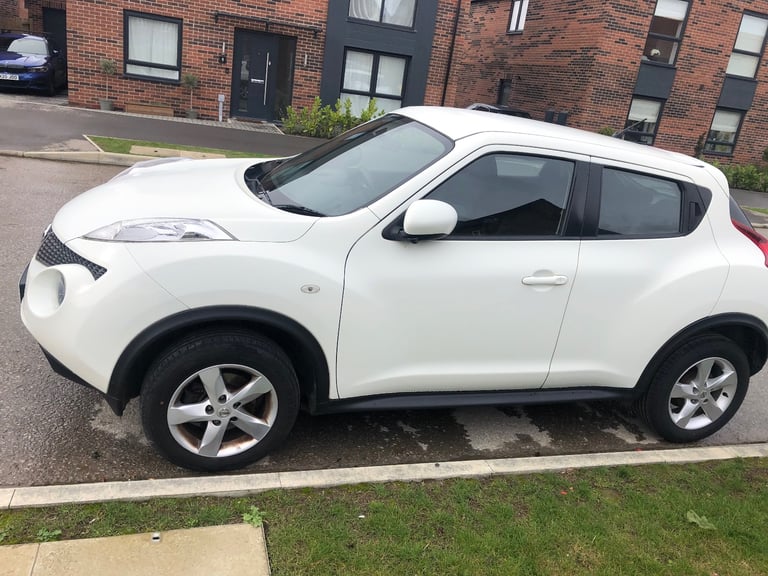 Nissan, JUKE, Hatchback, 2014, Manual, 1598 (cc), 5 doors