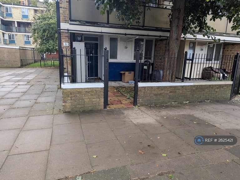 image for Studio flat in Boisseau House, London, E1 (#2625421)