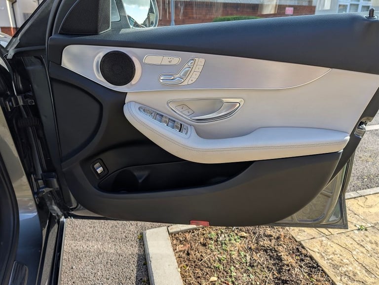 Mercedes-Benz, C CLASS, Saloon, 2016, Semi-Auto, 1991 (cc), 4 doors