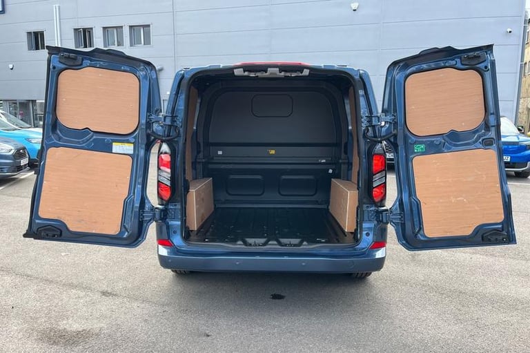 2025 Ford Transit Custom 320 Limited AUTO L1 SWB Double Cab In Van FWD 2.0 EcoBlue 136ps, CRUISE ...