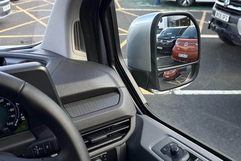 2025 Volkswagen Transporter 160kW 65kWh Commerce Pro Van Auto Van Automatic