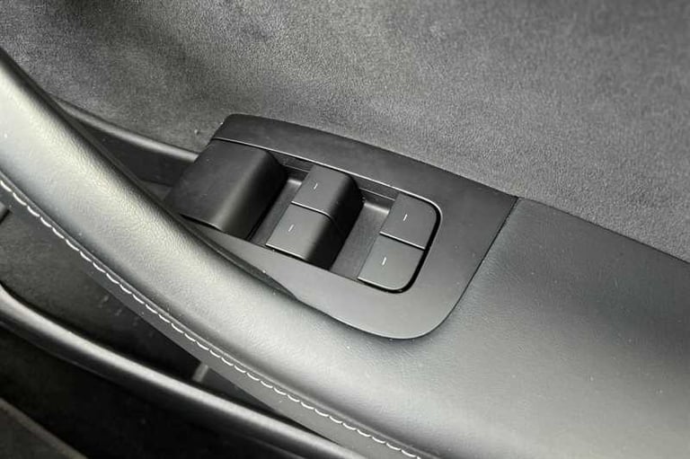 2021 Tesla Model 3 Long Range AWD 4dr Auto SALOON ELECTRIC Automatic