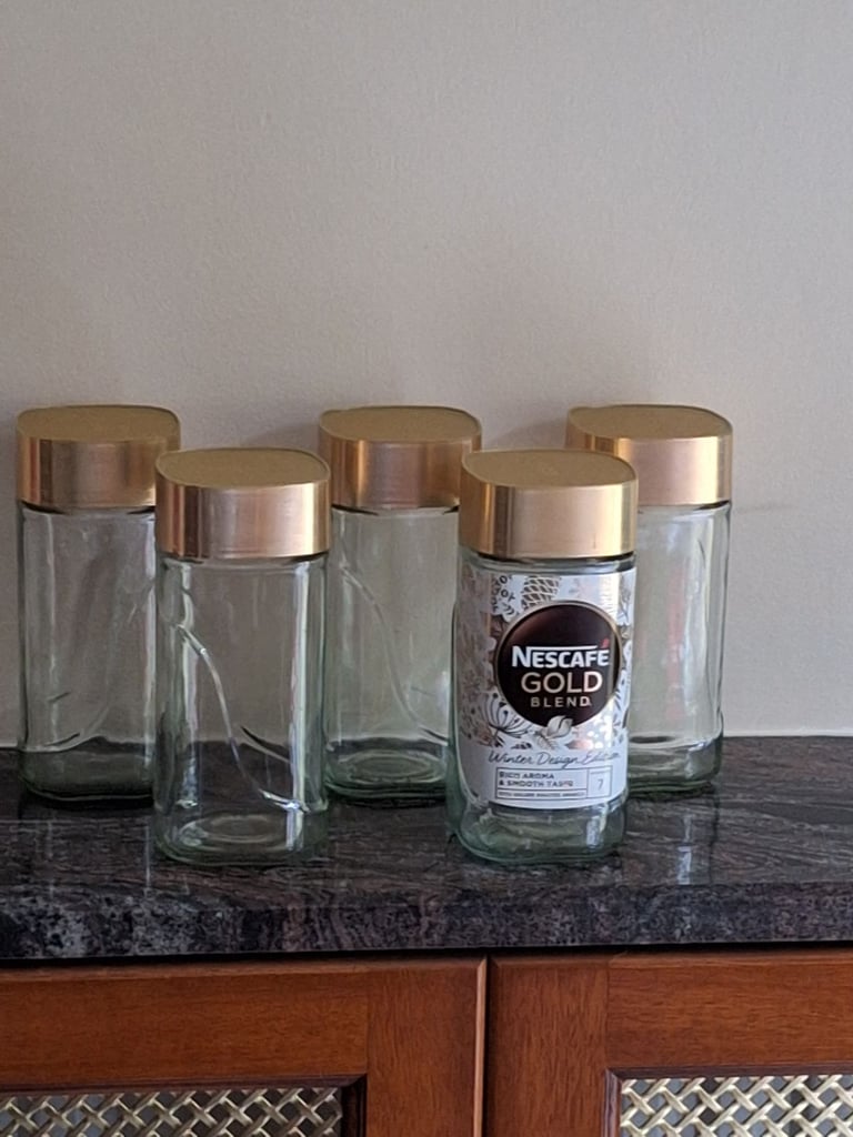 5 glass jars with gold lids  750mls
