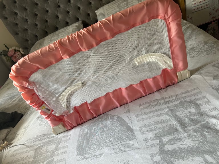 image for Pink bed guard