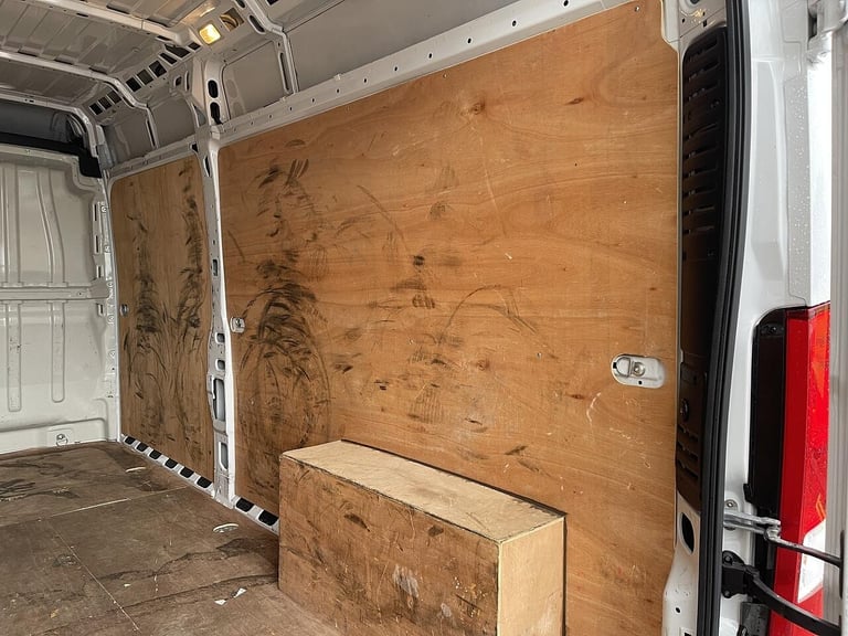 2022 Peugeot Boxer 2.2 BlueHDi 335 Professional L3 H2 Euro 6 (s/s) 5dr PANEL VAN Diesel Manual