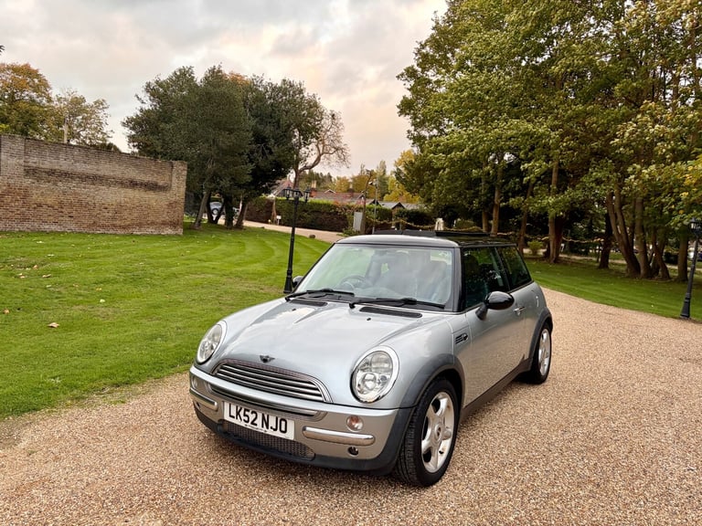 image for 2002 MINI Hatch 1.6 Cooper 3dr Auto HATCHBACK Petrol Automatic