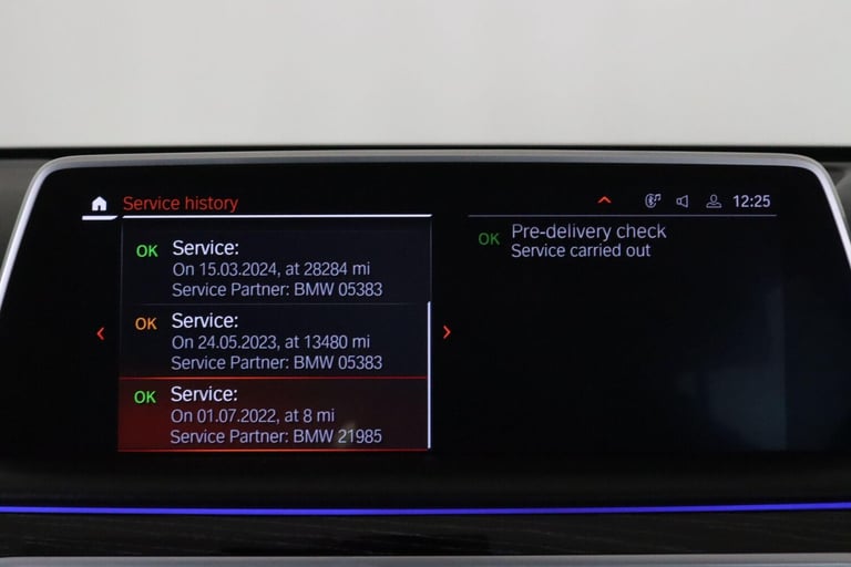 2022 BMW 7 Series 3.0 745Le 12kWh M Sport Auto xDrive Euro 6 (s/s) 4dr SALOON Petrol/Electric Hyb...