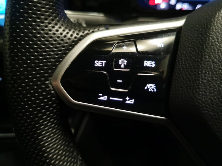 2022 Volkswagen Golf 1.4 TSI GTE 5dr DSG HATCHBACK PETROL/ELECTRIC Automatic