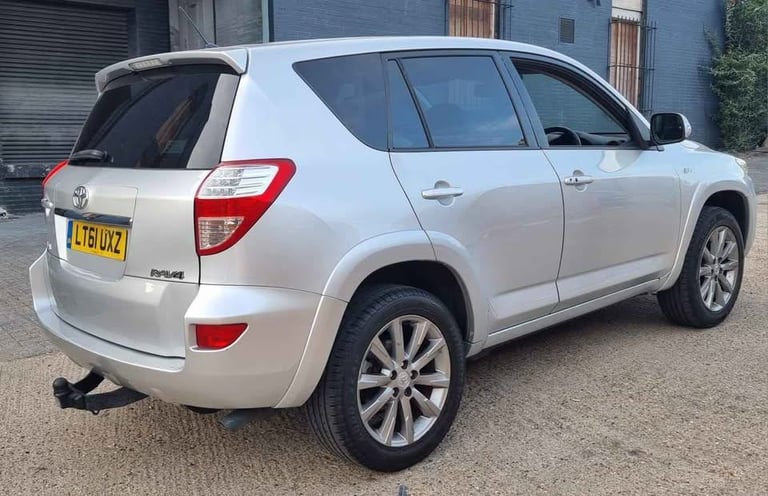 🚙 2012 Toyota RAV4 SR – 2.2 Diesel 4x4 | Automatic | MOT July 2026 ✅