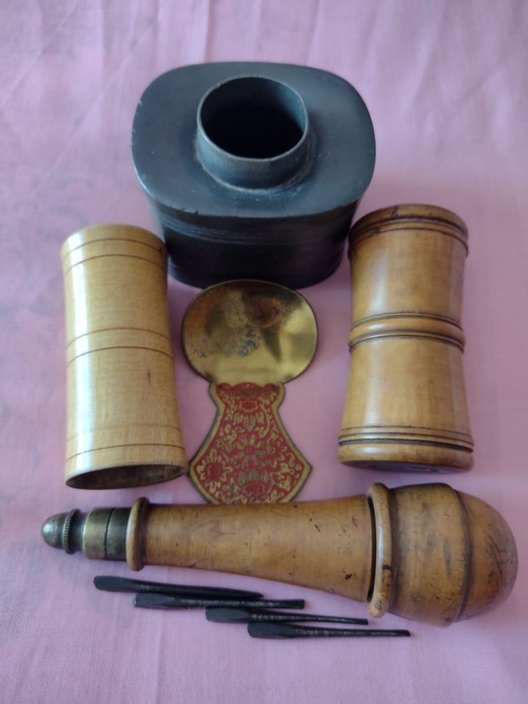 image for Antique Job Lot Treen Items Dice Shakers Complete Etoui, a Pewter Inkwell & Enamel Tea Caddy Spoon.