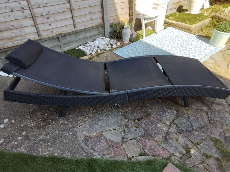 Sun Lounger Black Metal with Outdoor Weave Fabric 