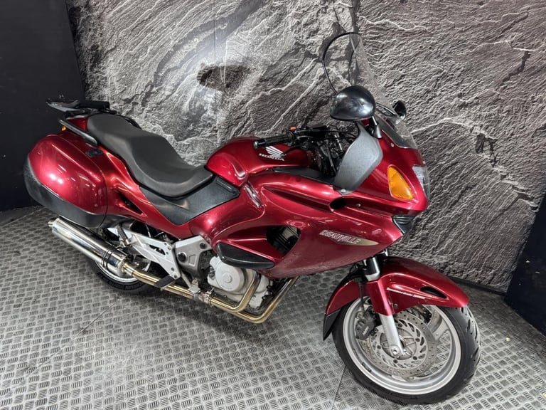 HONDA DEAUVILLE 650 NT 650 V-5