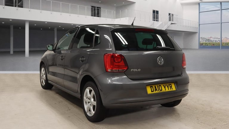 2010 Volkswagen Polo 1.2 60 Moda 5dr [AC] HATCHBACK PETROL Manual