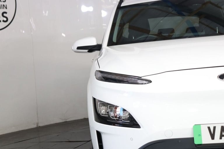 2021 Hyundai KONA 64kWh Premium 5dr Auto (APPLE CAR PLAY, HEATED SEATS) HATCHBACK ELECTRIC Automatic