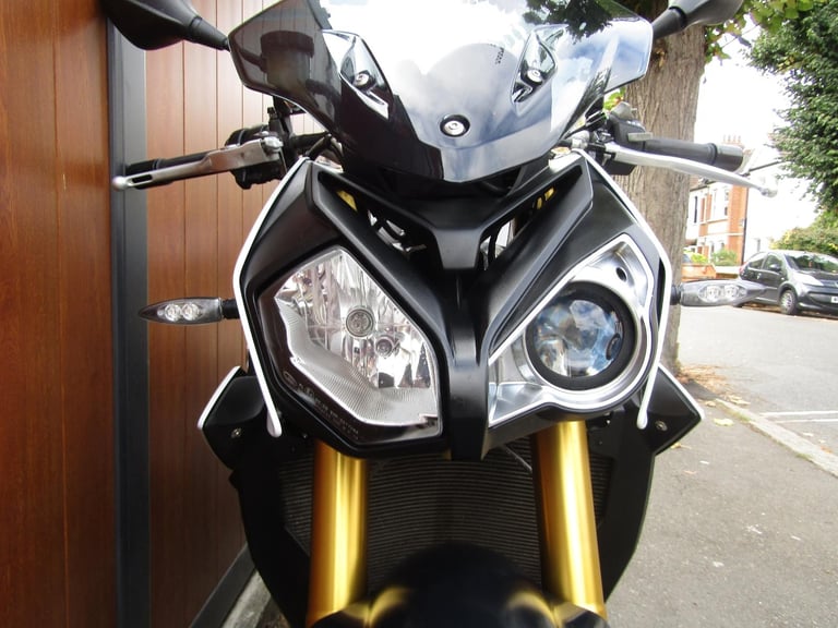 BMW S 1000 R, SERVICE HISTORY , 2015 MODEL, 4 RIDE MODES , Amazing condition .