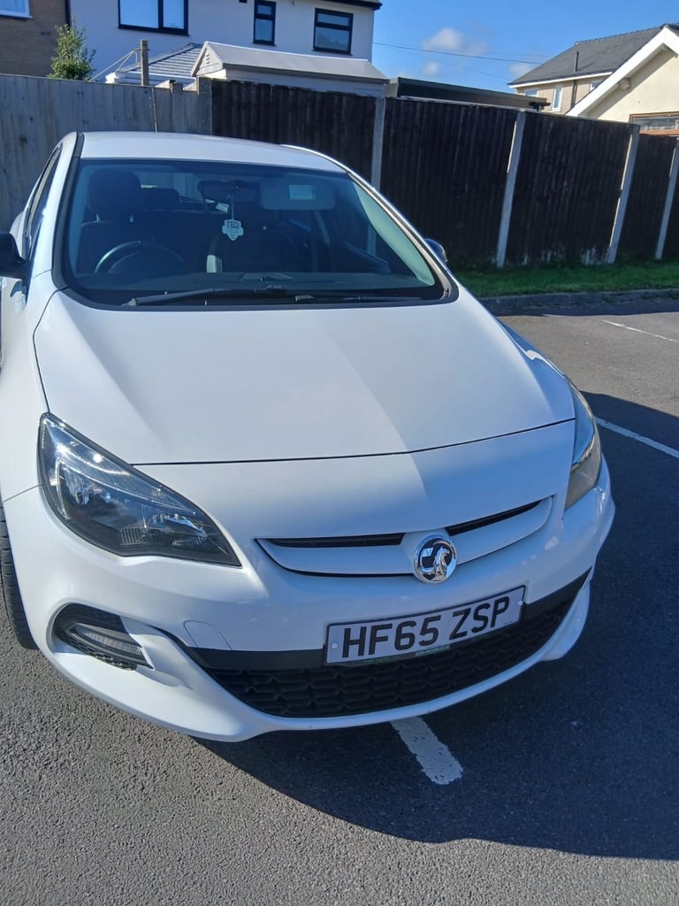 2015 VAUXHALL ASTRA 1.4T 16V Limited Edition 5dr [Leather]
