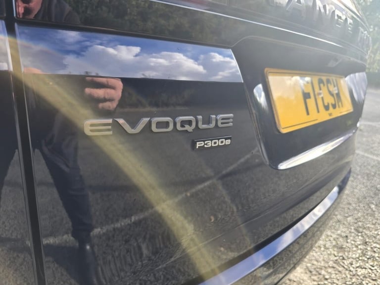 2022 Land Rover Range Rover Evoque 1.5 P300e 12.2kWh R-Dynamic S SUV 5dr Petrol Plug-in Hybrid Au...