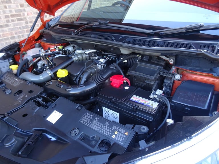 Renault Captur 1.5 dCi 90 Dynamique S Nav 5dr Automatic **ONLY 24000 MILES**