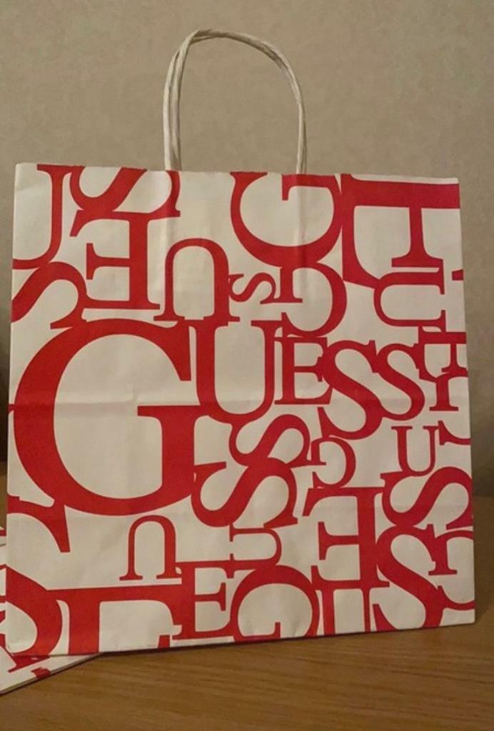 image for Guess gift bag 