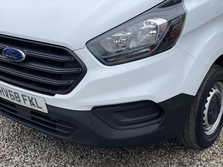 2018 Ford Transit Custom 2.0 300 EcoBlue Panel Van 5dr Diesel Manual L2 H1 Euro 6 (105 ps) PANEL ...