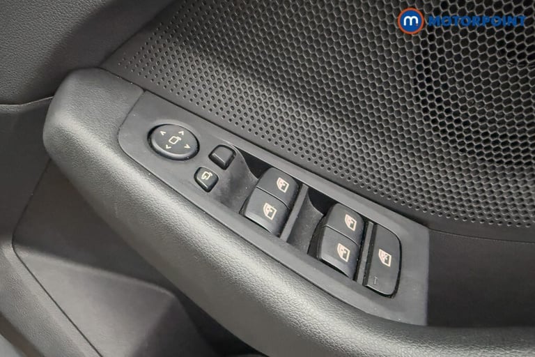 2024 BMW 1 Series 118i [136] SE 5dr Step Auto [Live Cockpit Pro] HATCHBACK PETROL Automatic