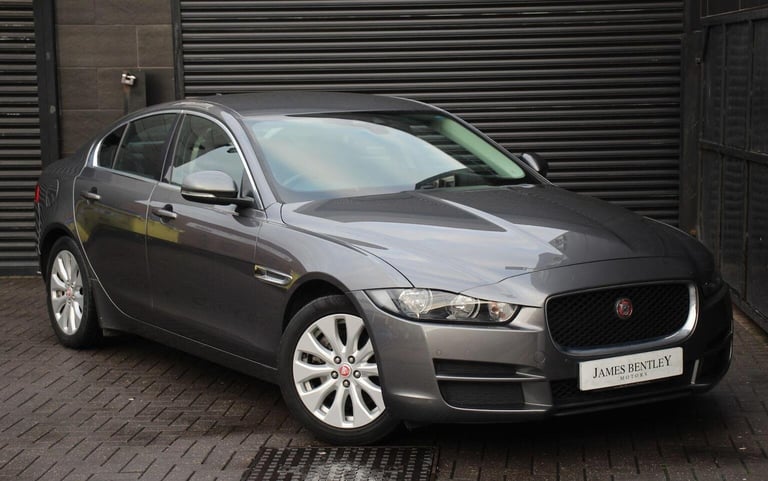 image for JAGUAR XE 2.0d Prestige Auto Euro 6 (s/s) 4dr 2016