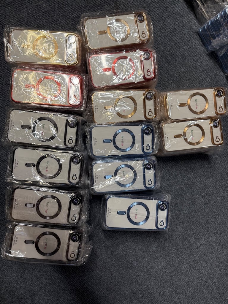Joblot/wholesale of 500 iPhone 17 magsafe cases all 4 variants mix , in 4 beautiful colours