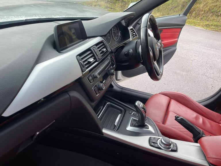 2015 BMW 3 Series 3.0 330d M Sport Touring Auto xDrive Euro 6 (s/s) 5dr ESTATE Diesel Automatic