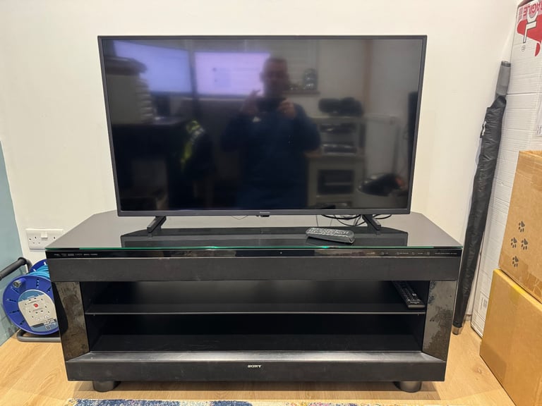 Sony theatre stand system RHT-G950
