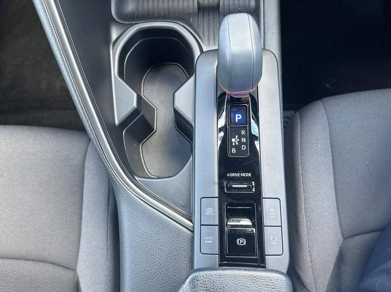 2024 Toyota C-HR 2.0 PHEV Design 5dr CVT SUV Hybrid Automatic